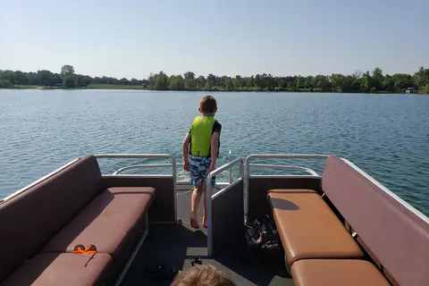 Box Hound Marina Resort and RV Park