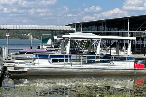 Box Hound Marina Resort and RV Park