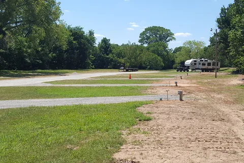 Country Hollow RV Lodge