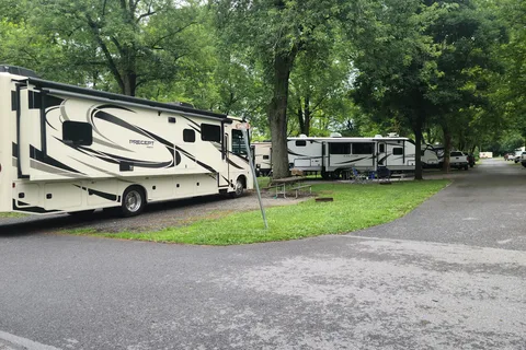 Old Mill Stream Camping Manor