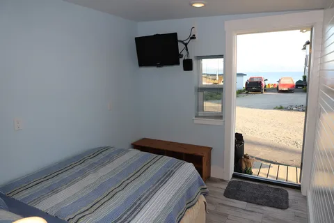 Driftwood Inn & RV Park