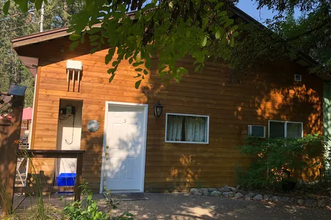 Camp Beverly Hills Motel Cottages and RV Park Campground