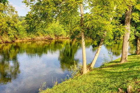 Ripplin Waters RV Park and Cabin Rentals