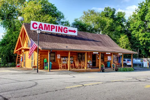 Ripplin Waters RV Park and Cabin Rentals