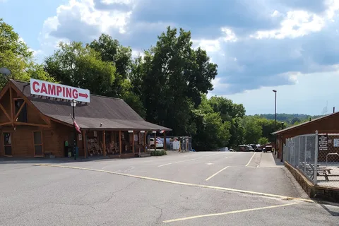 Ripplin Waters RV Park and Cabin Rentals