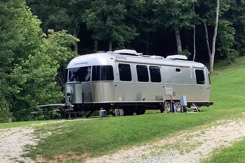 Cardinal Ridge Farm RV and B