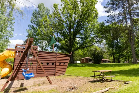 Roses Bay Resort Campground