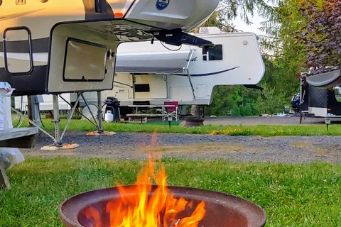 Raccoon Holler Campground