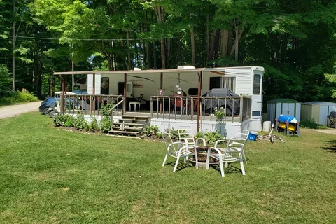 Silent Valley | A Parkbridge Cottage and RV Resort