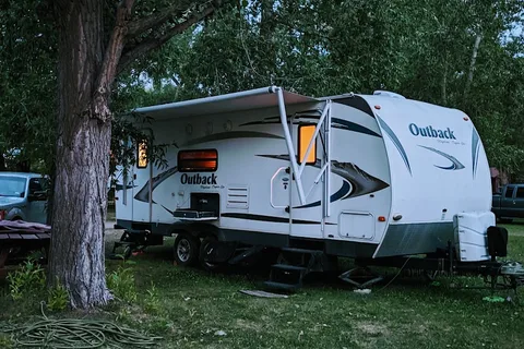 Foothills Motel and Campground