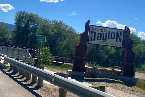 Foothills Motel and Campground