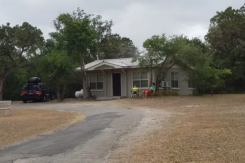 Riverbend On The Frio Cabin and RV Park