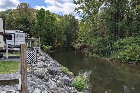 Creek Side RV Park