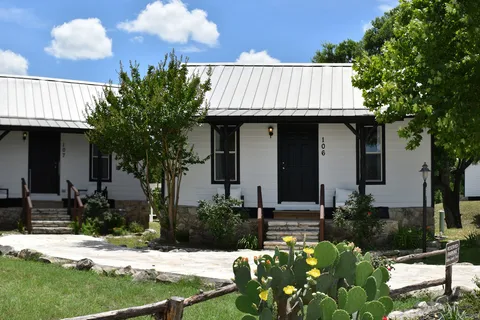 Blanco Settlement Cabins and RV Park