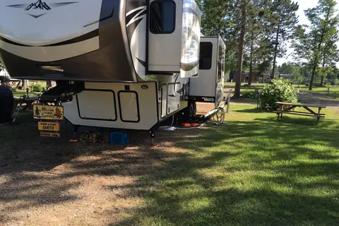 Whispering Valley RV Park