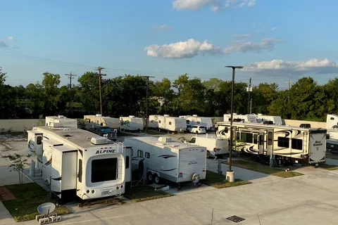 Danny's RV Resort / Park