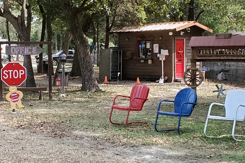 Texas Log Cabin RV Park