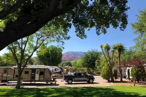 Leeds RV Park and Motel