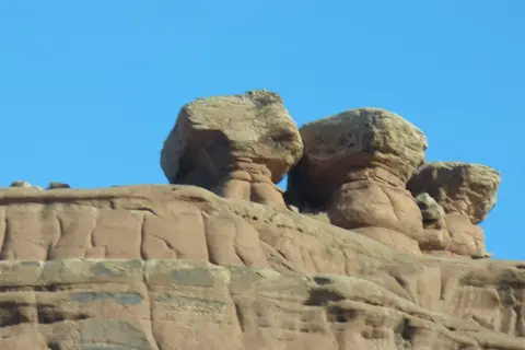 Arch Rock - Valley of Fire State Park