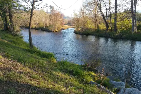 Riverhouse RV Resort and Campground