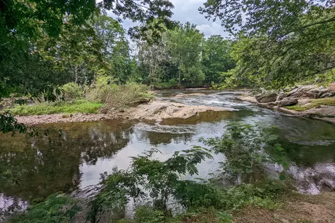 Riverhouse RV Resort and Campground