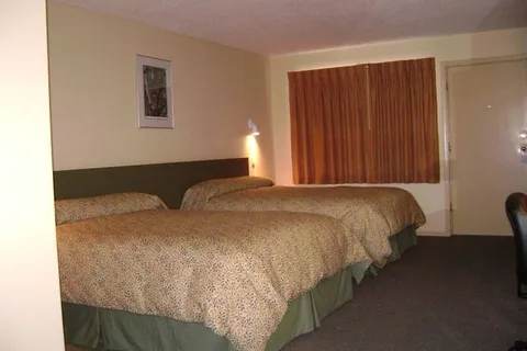 Retasket Lodge and RV Park