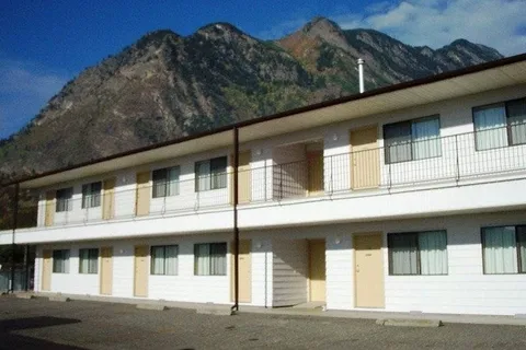 Retasket Lodge and RV Park