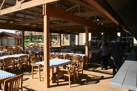 Cedar Shore Resort