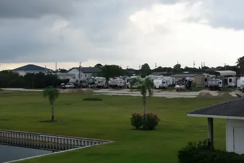 Beacon 44 RV Park