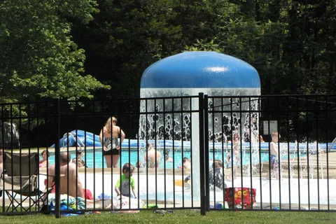 Colonial Woods Family Resort
