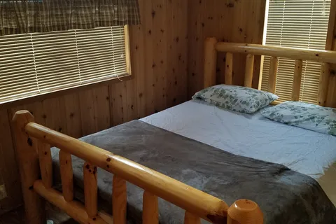 Colonial Woods Family Resort