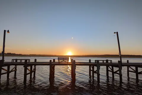 Tom's Cove Park