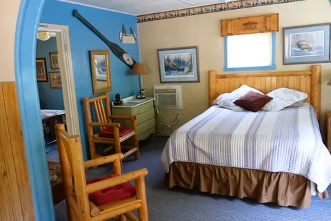 Pinehurst Resort Cabins and RV