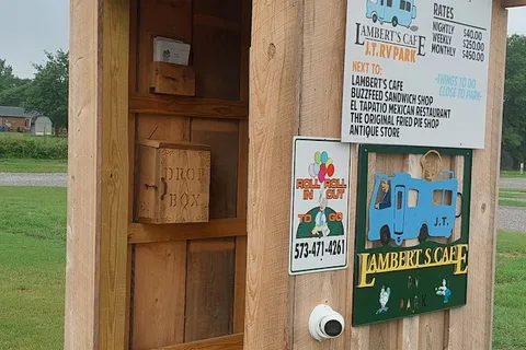 Lambert's Cafe RV Park