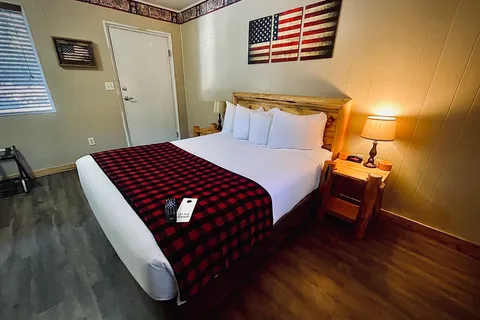River Edge Resort and Casino