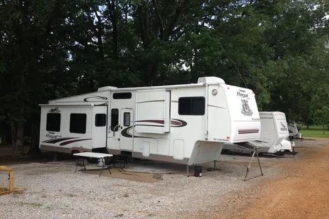 Country Dogs RV Park
