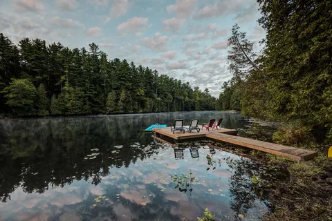 Tiny Village Bon Echo