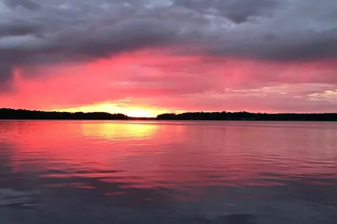 Nelson Lake Landing and RV Park