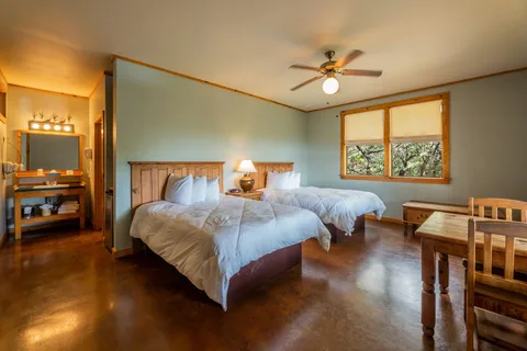 Canyon of the Eagles Lodge and Nature Park