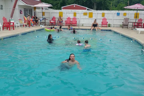 Elkhart Co/Middlebury KOA Holiday