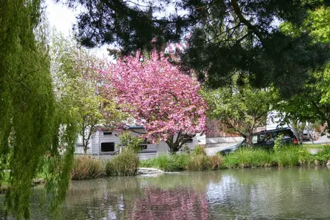 Rainbow's End RV Park