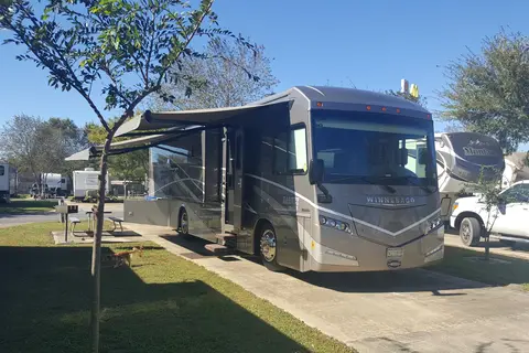 Cypress Bend RV Park