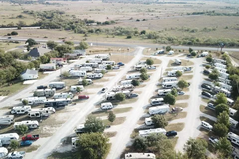 Hooves N Wheels RV Park and Horse Motel