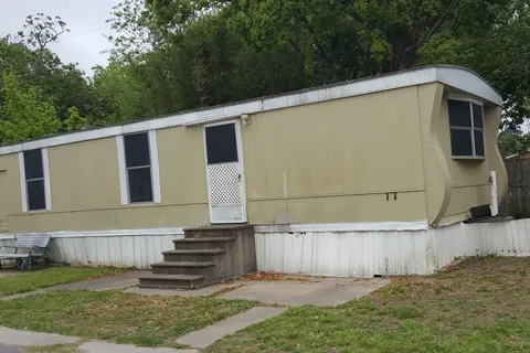 Safari Manufactured Housing and RV Community