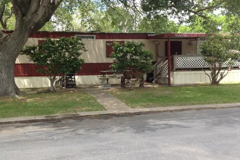 Safari Manufactured Housing and RV Community