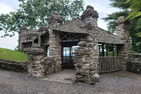 Gillette Castle State Park