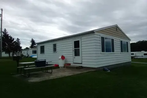 Lanzs Campground Cottages and Motel