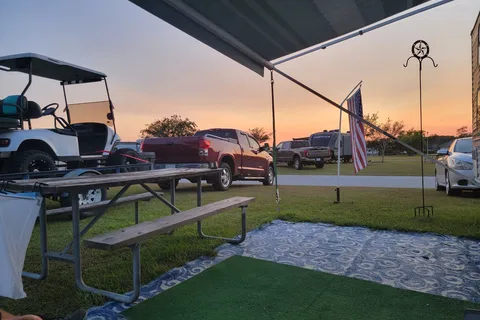 White Oak Shores Camping and RV Resort