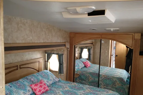 White Oak Shores Camping and RV Resort