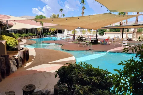 Caliente Springs